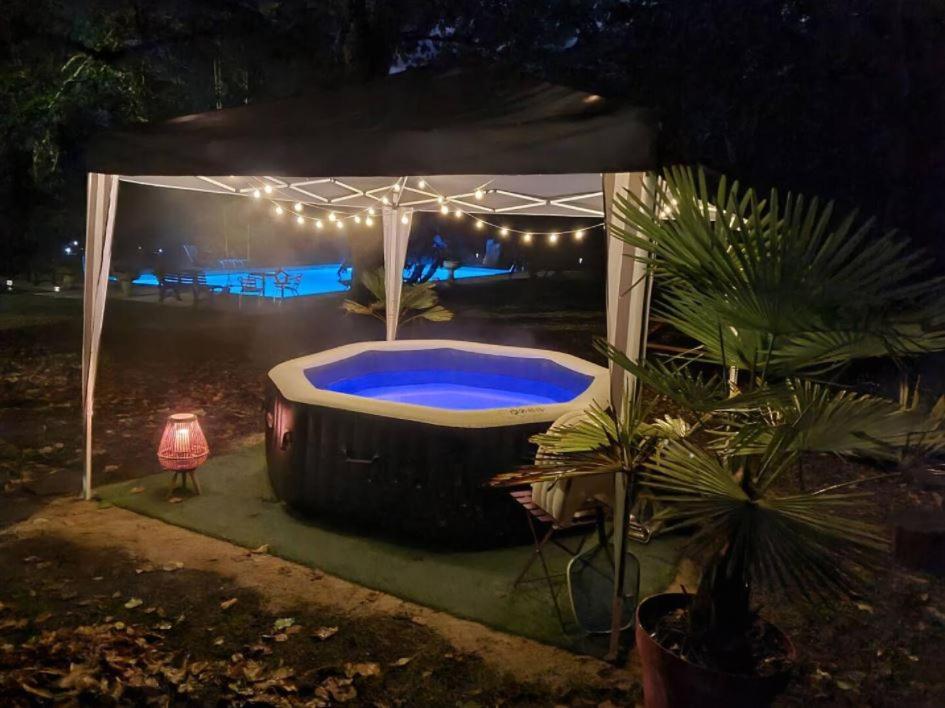 Guîtres Domaine La Tuilerie Bed & Breakfast エクステリア 写真