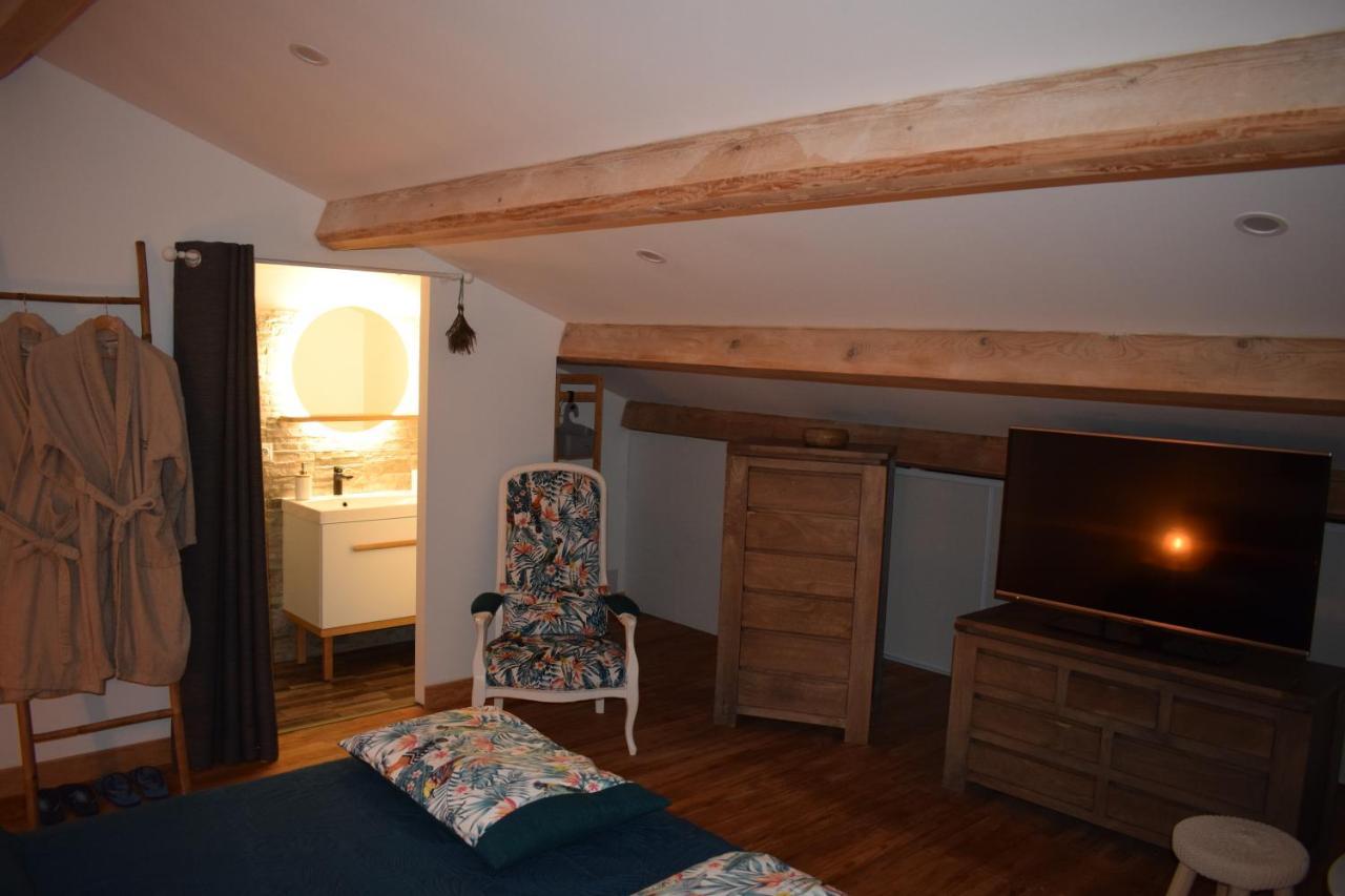 Guîtres Domaine La Tuilerie Bed & Breakfast エクステリア 写真